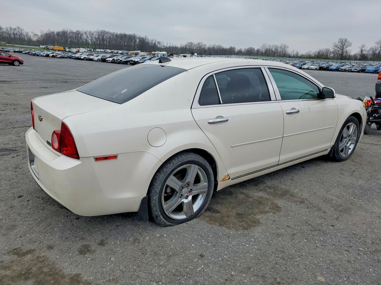 2012 Chevrolet Malibu - Фото 3