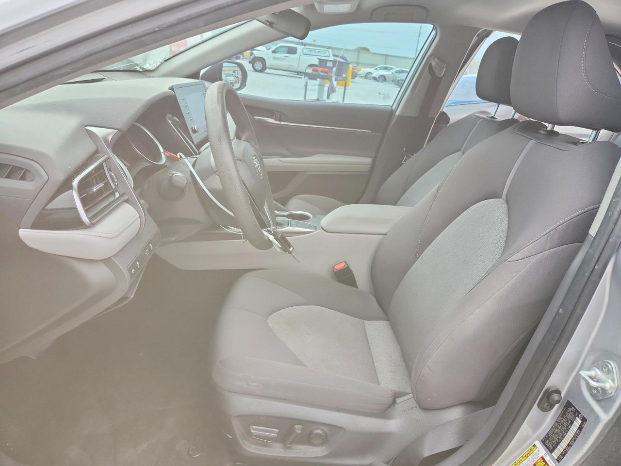 2023 Toyota Camry Le - Фото 7