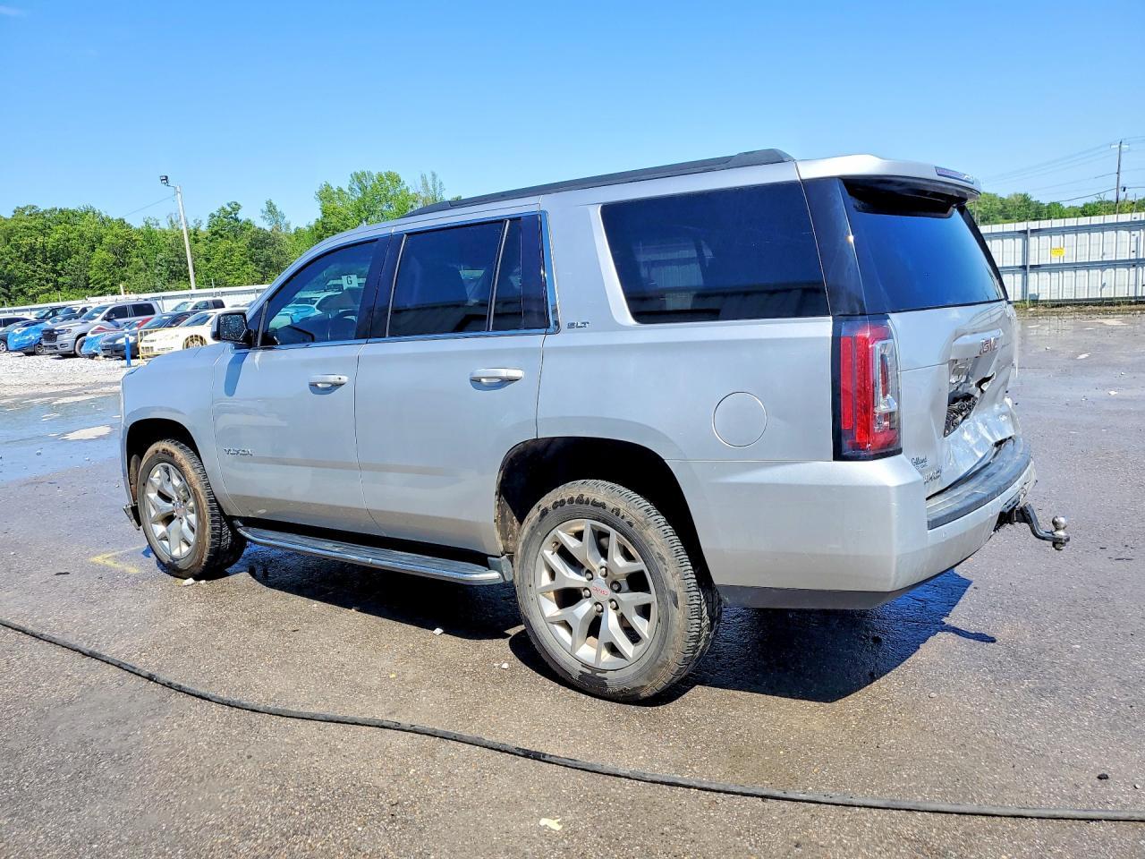 2020 GMC Yukon Slt - Image 2