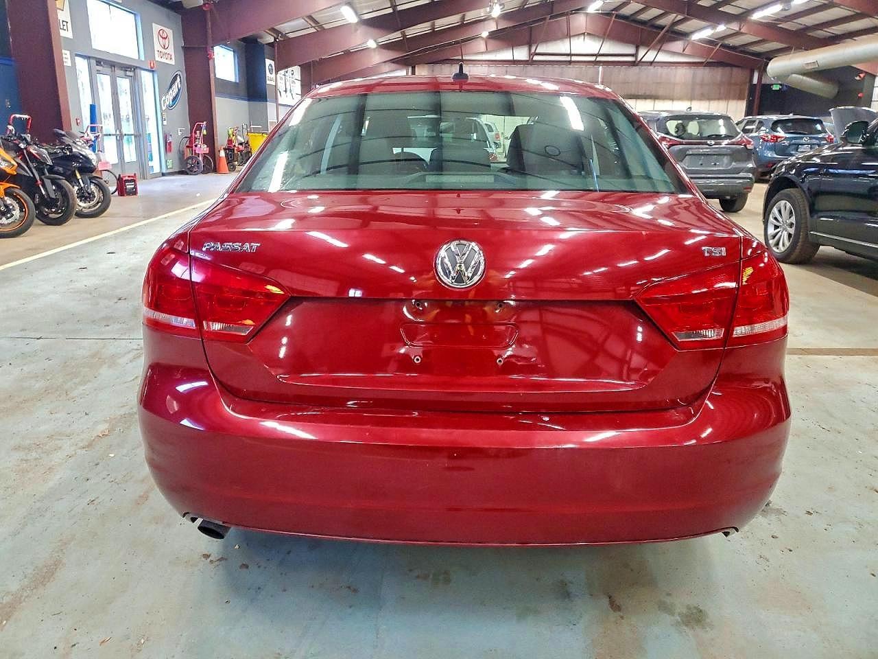 2015 Volkswagen Passat S - Image 6