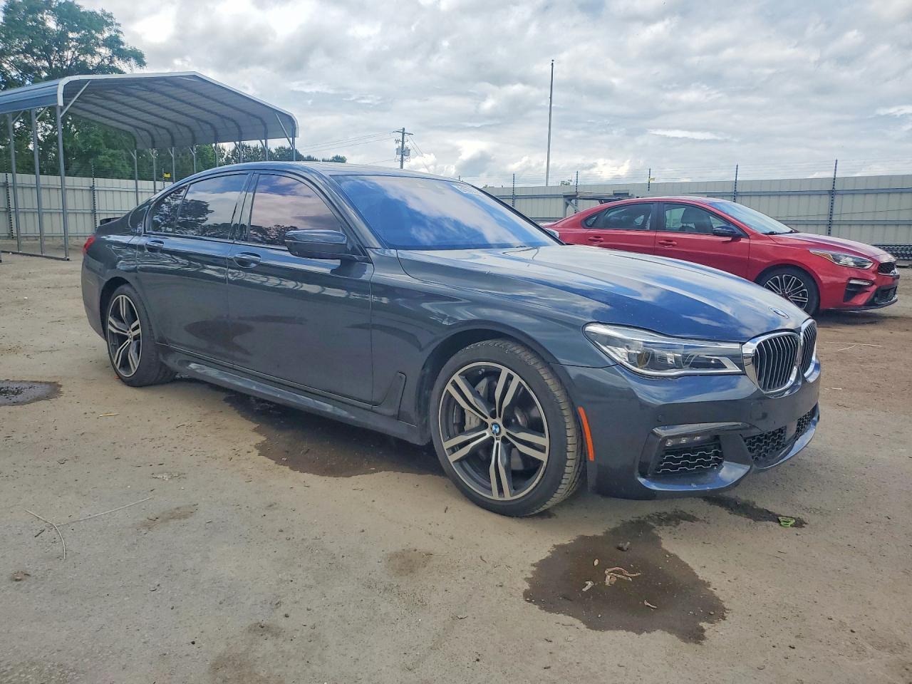 2018 BMW 750 Xi - Фото 4