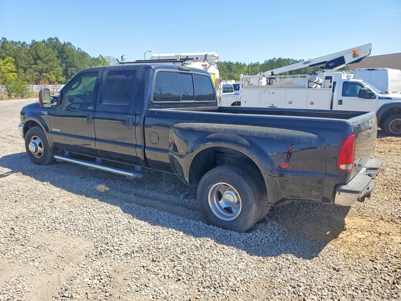 2004 Ford F350 Super Duty - Фото 2