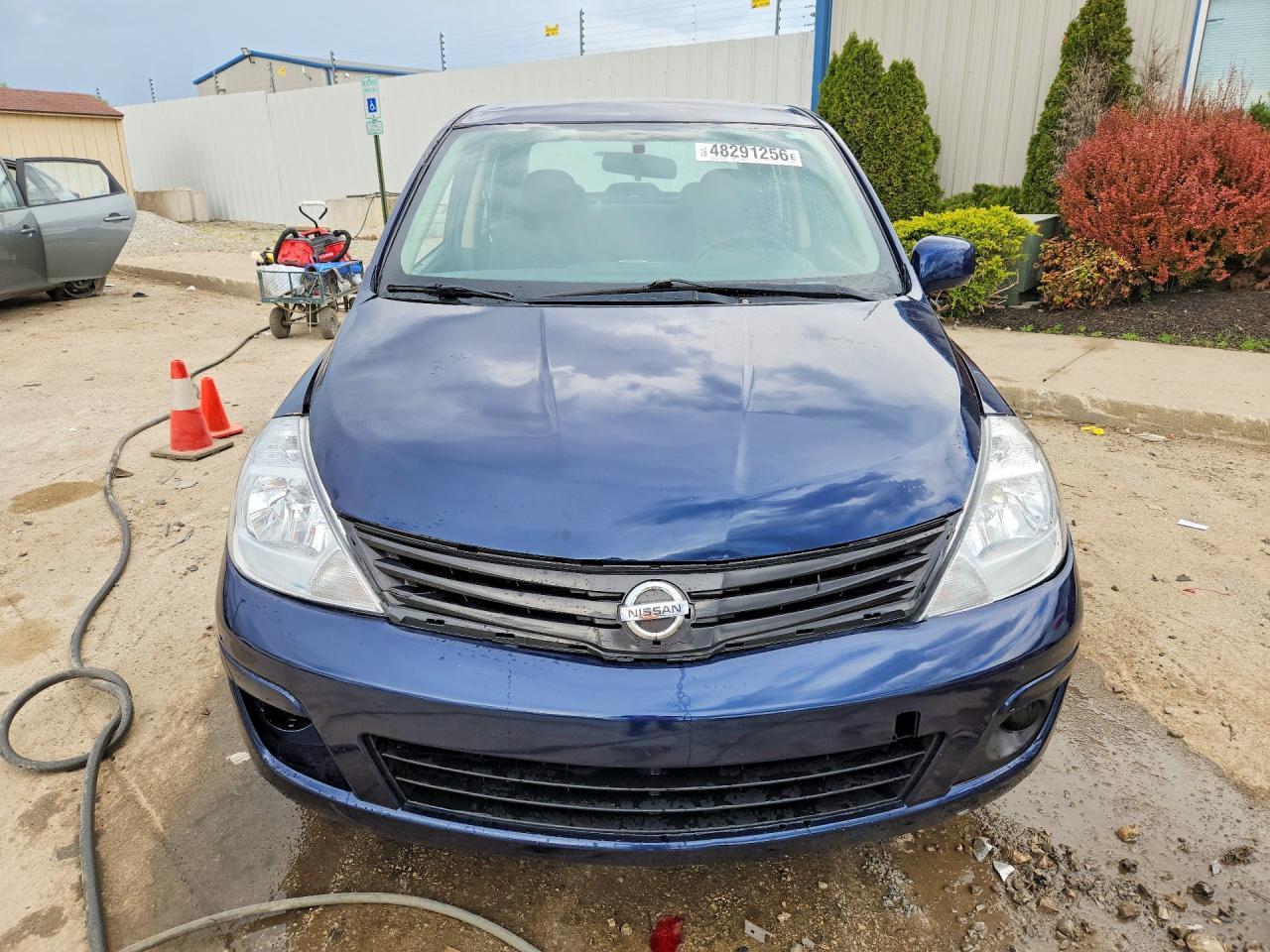2010 Nissan Versa 1.8 S - Фото 5