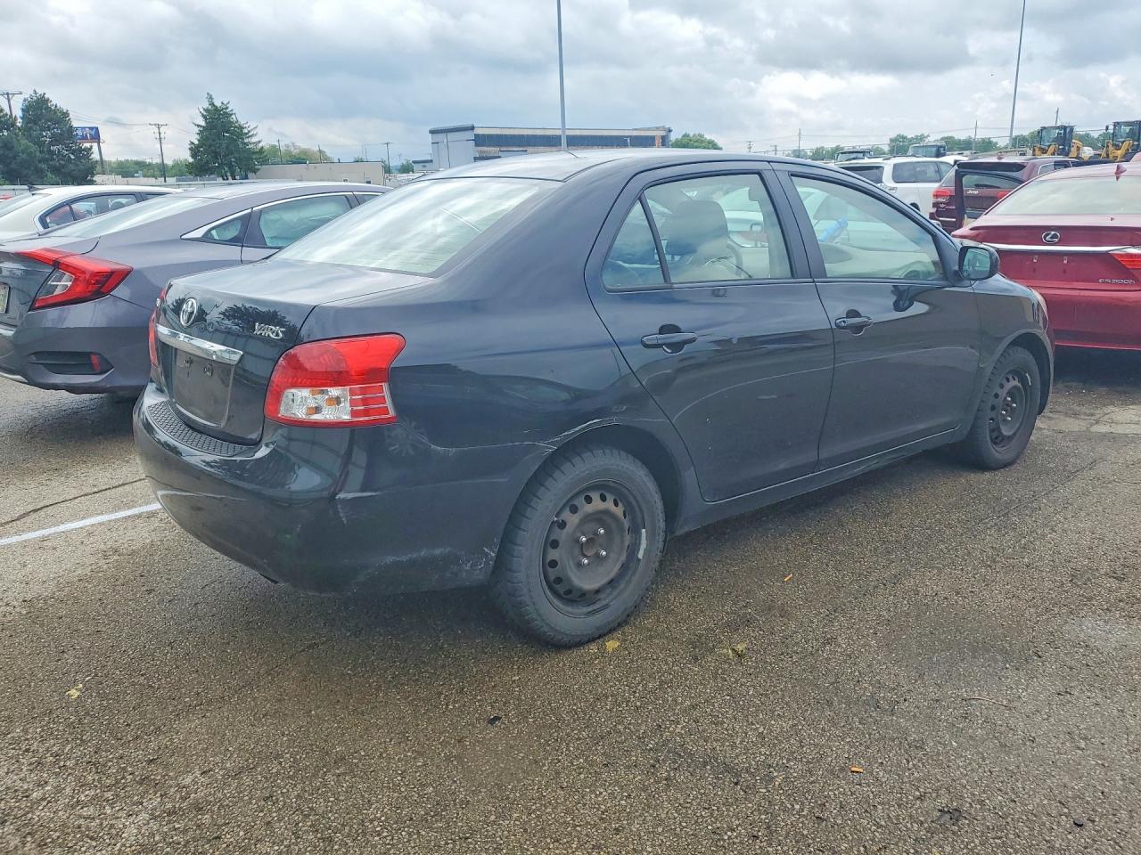 2009 Toyota Yaris Base - Фото 3