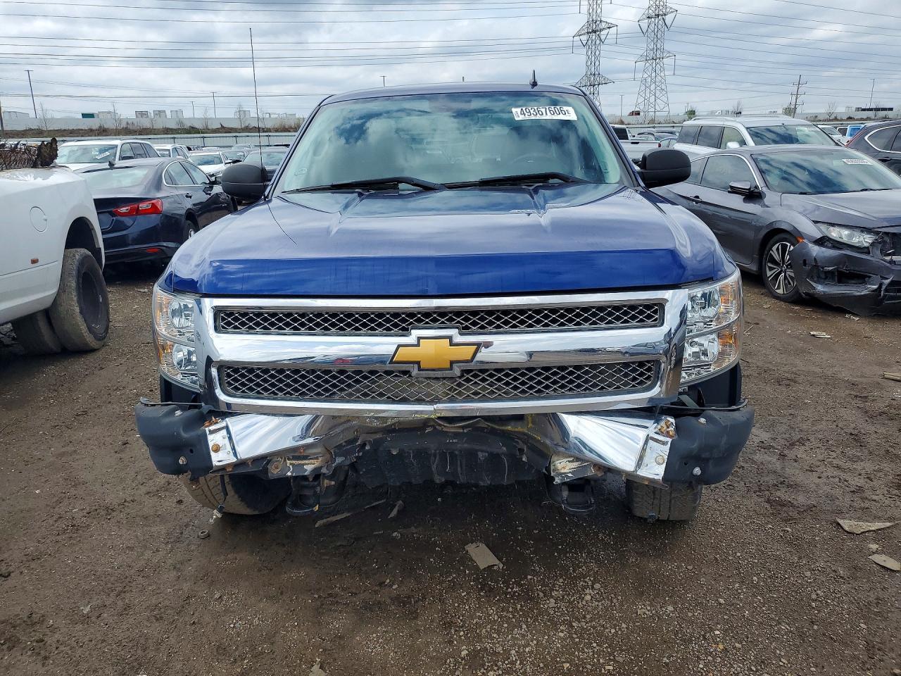 2013 Chevrolet Silverado C1500 Crew Cab - Image 5