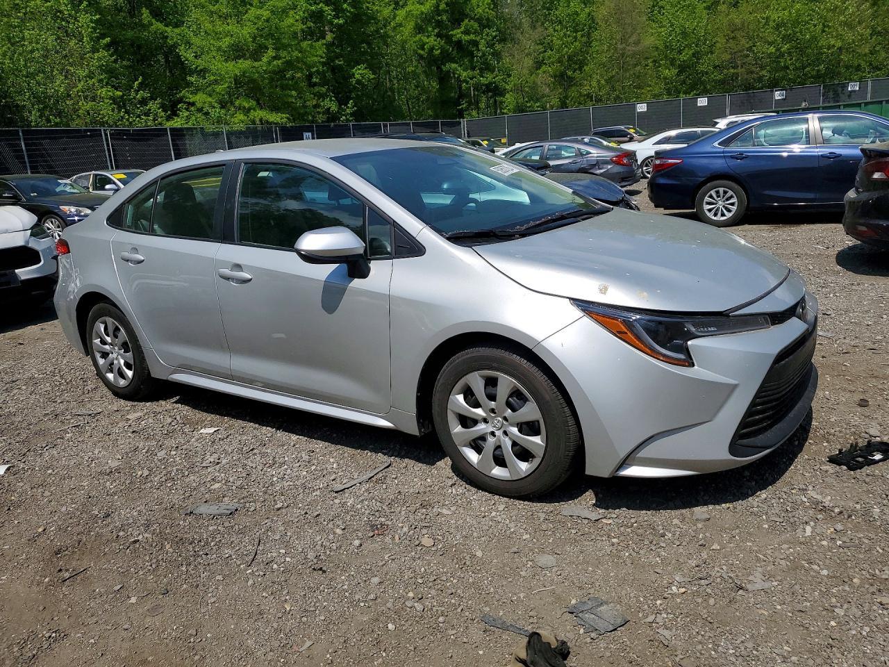 2025 Toyota Corolla Le - Фото 4