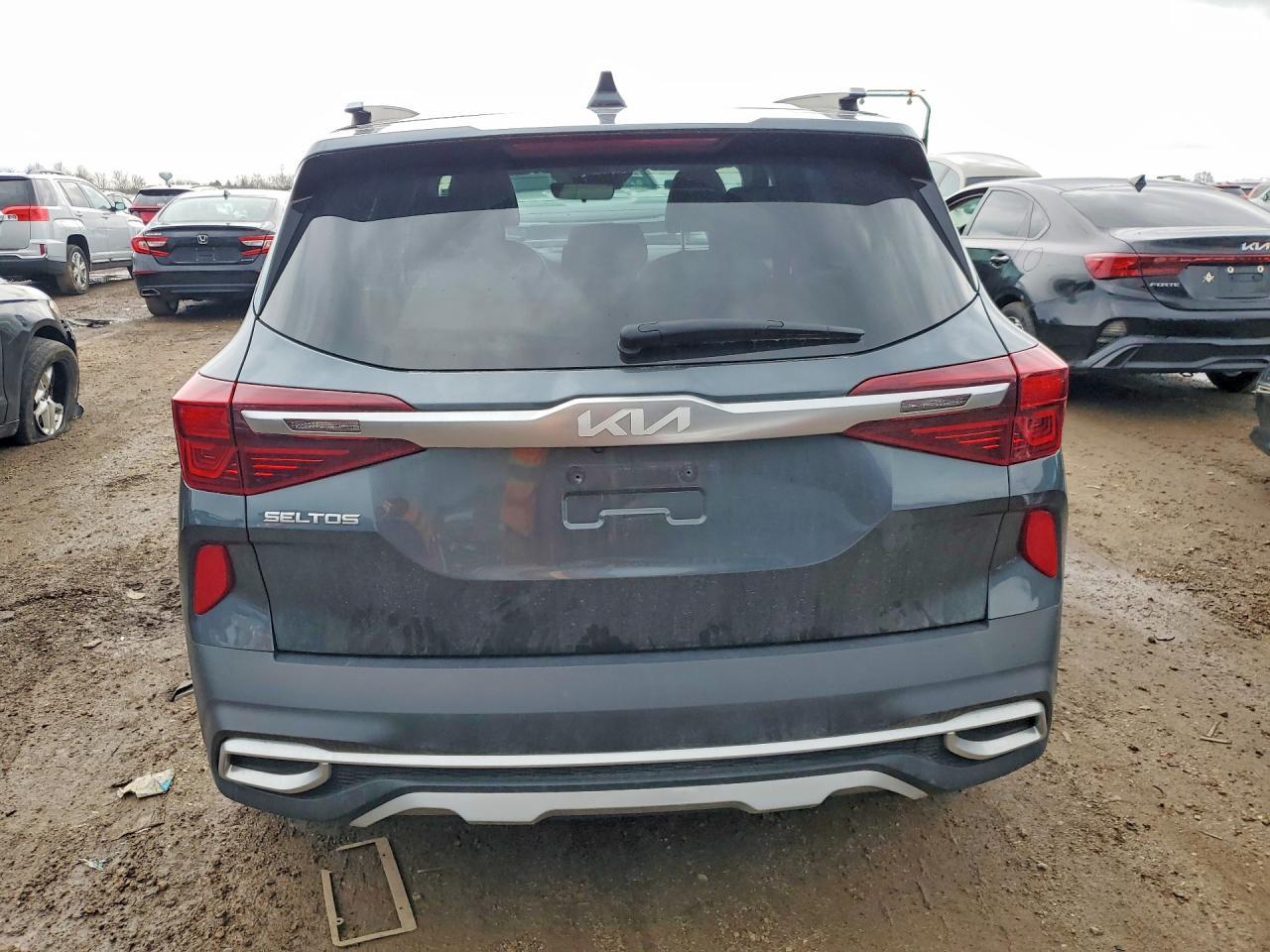 2023 Kia Seltos Ex - Image 6