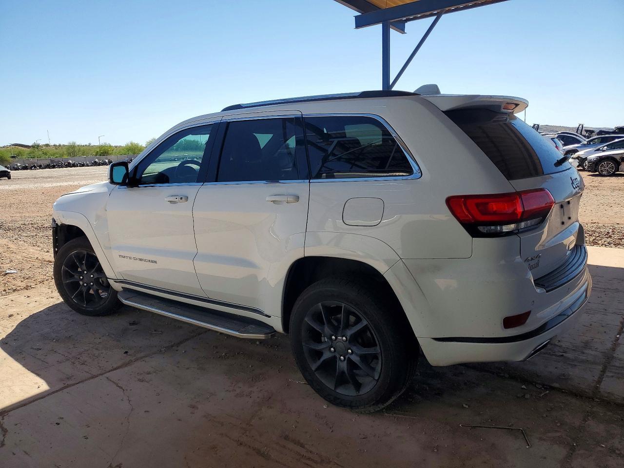 2015 Jeep Grand Cherokee Summit - Image 2