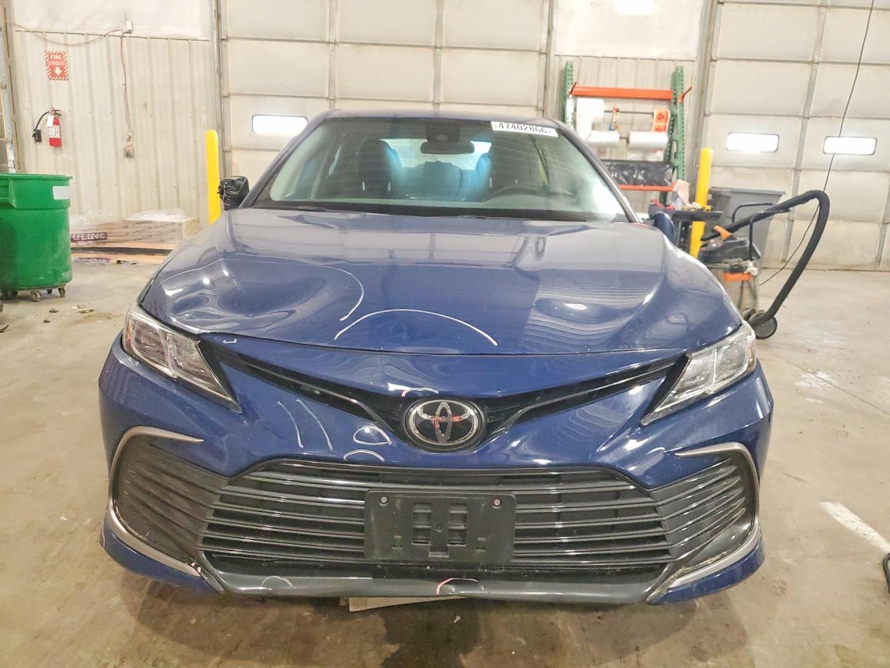 2023 Toyota Camry Le - Фото 5