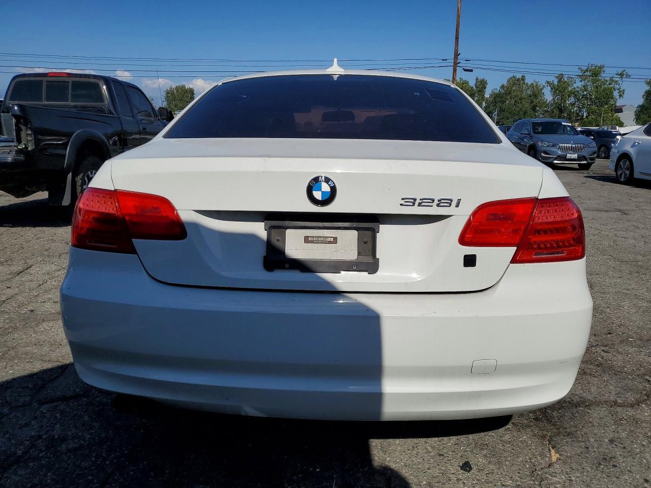 2013 BMW 328 I Sulev - Image 6