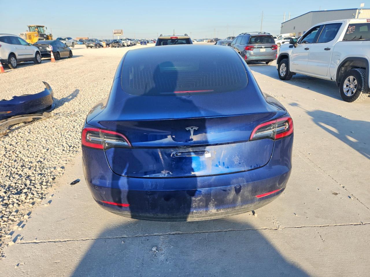 2020 Tesla Model 3 - Фото 6
