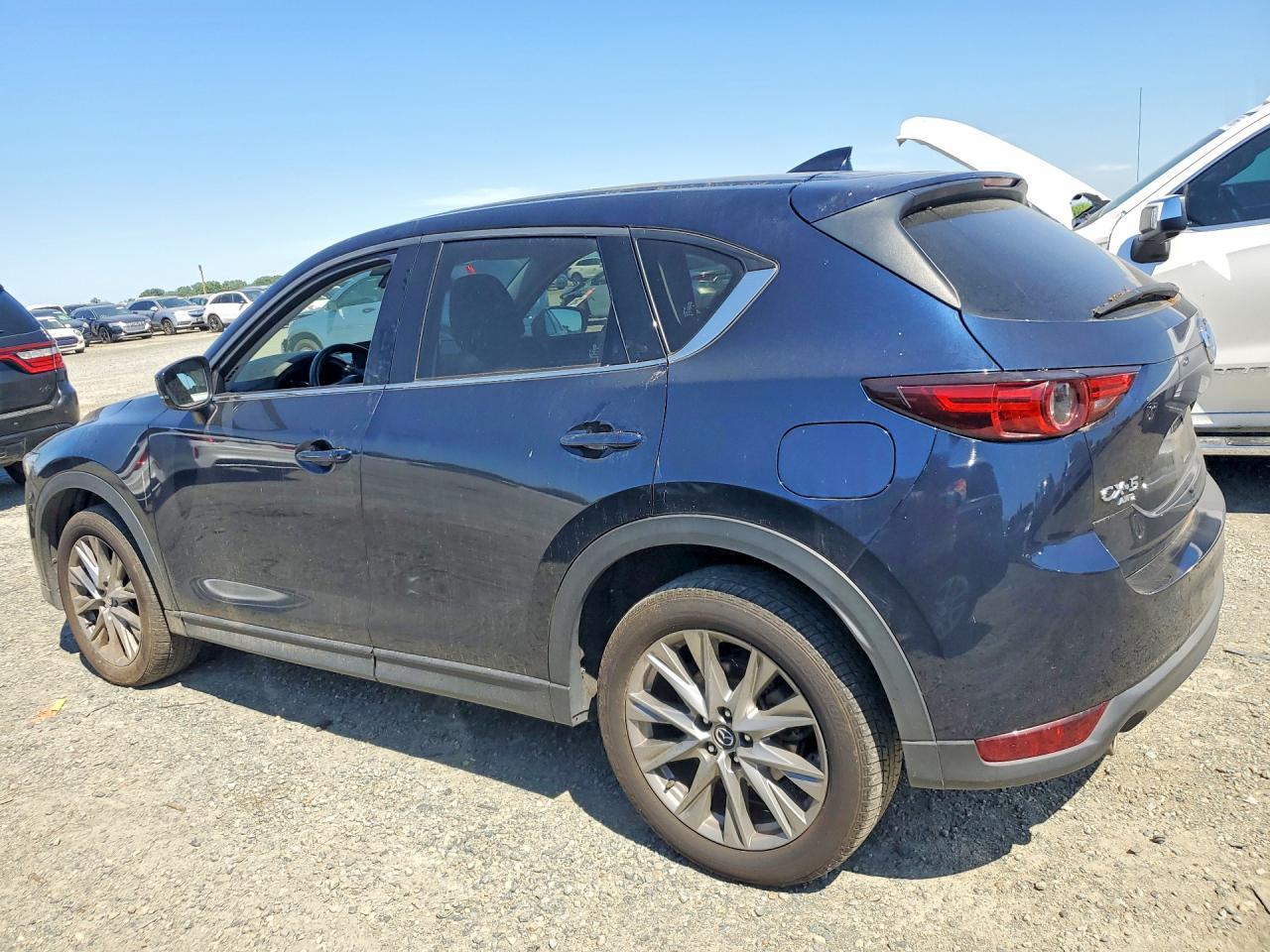 2021 Mazda Cx-5 Grand Touring - Image 2