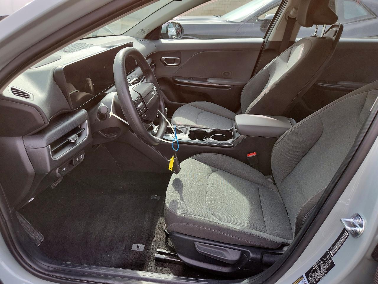 2025 Kia K4 Lxs - Фото 7