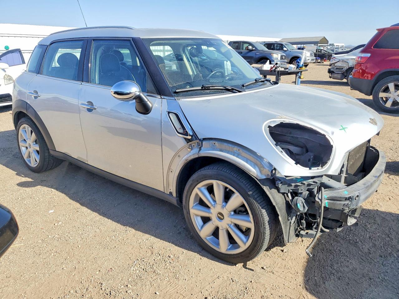 2014 Mini Cooper S Countryman - Image 4