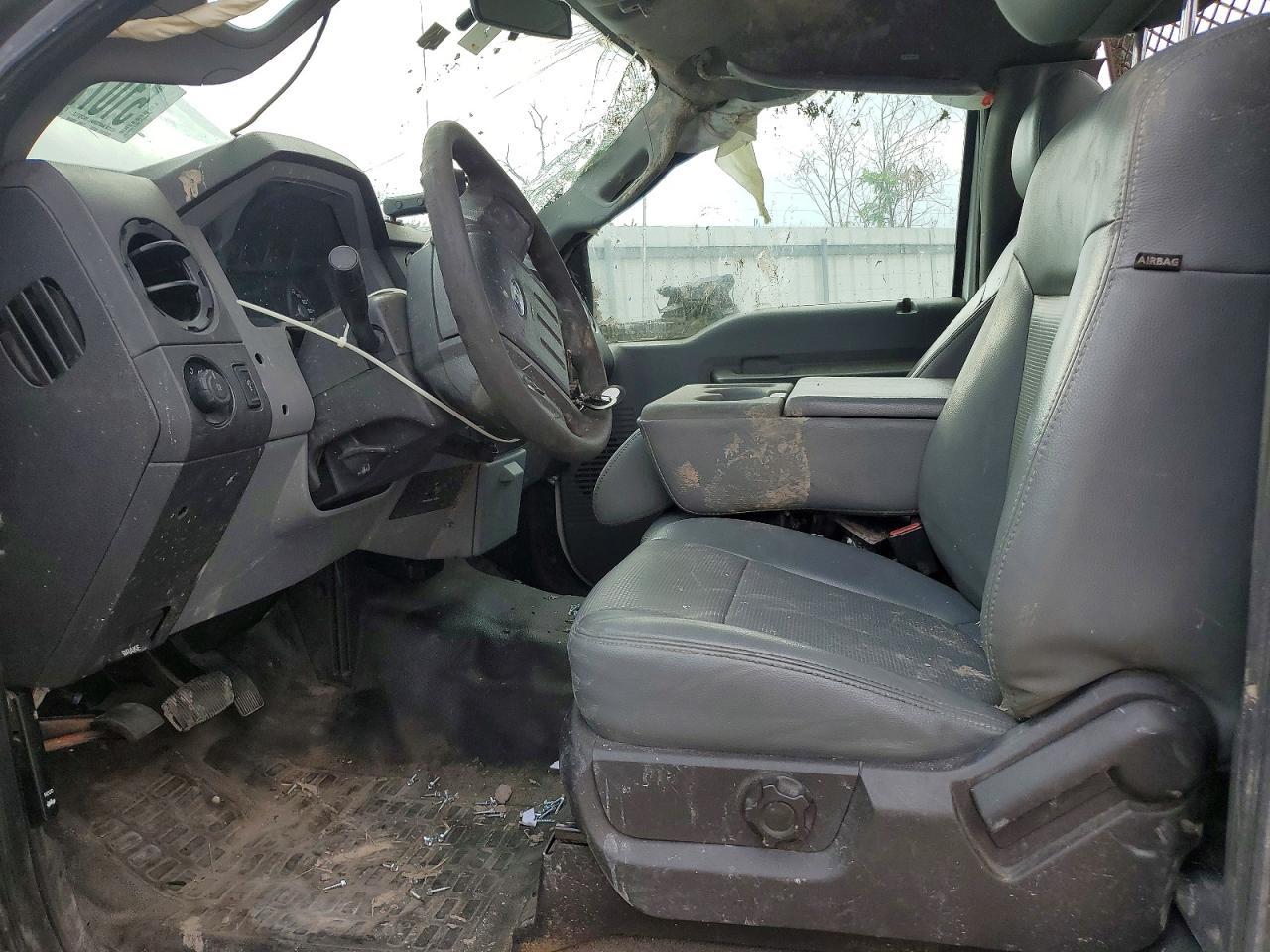 2012 Ford F550 Super Duty - Фото 7