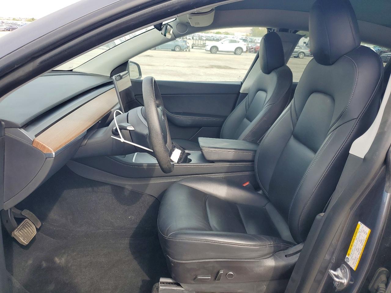 2022 Tesla Model Y - Image 7