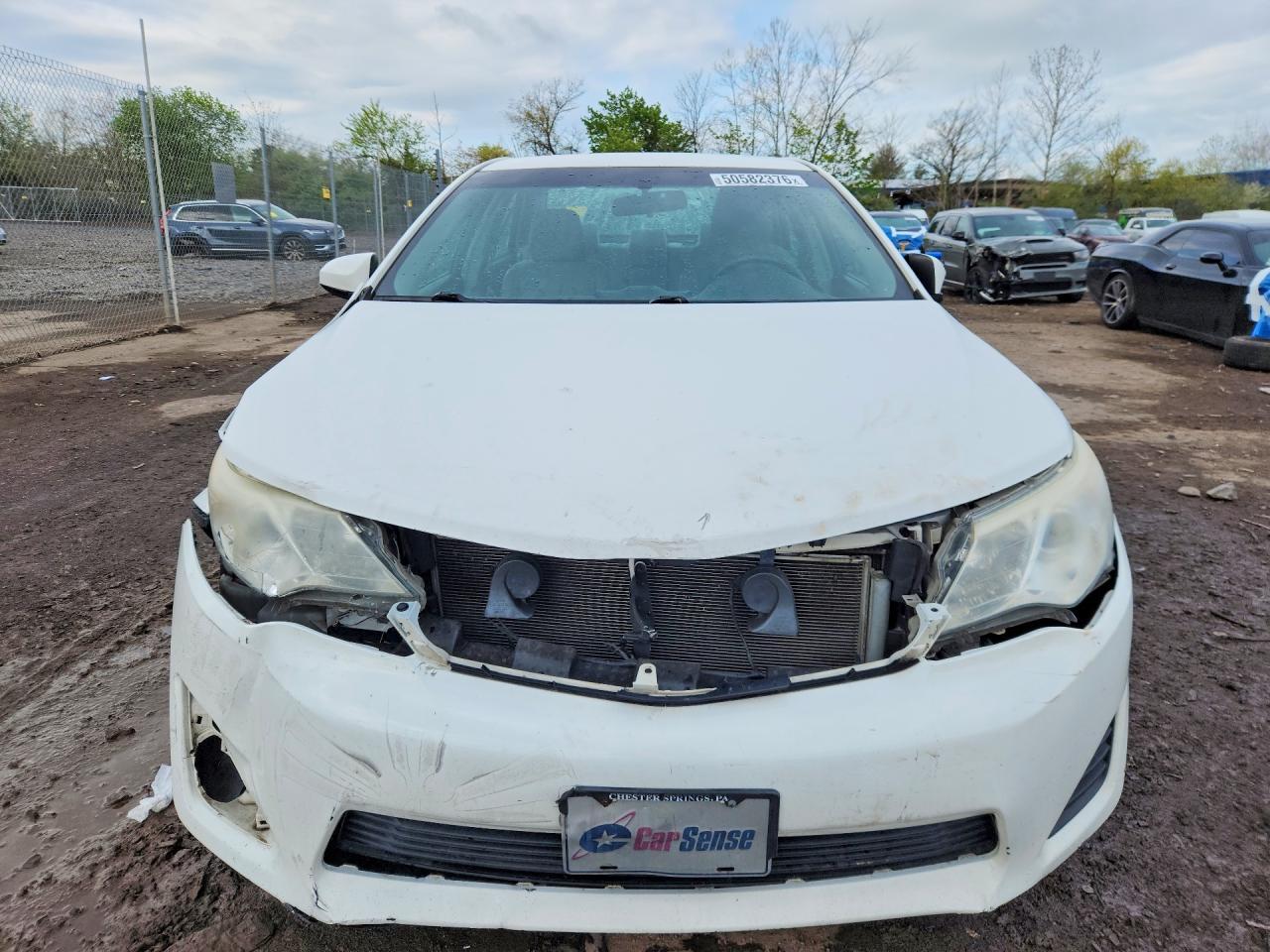 2014 Toyota Camry Le - Image 5