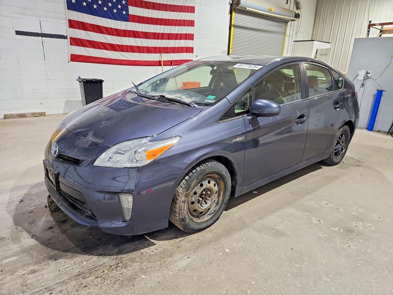 2014 Toyota Prius Two