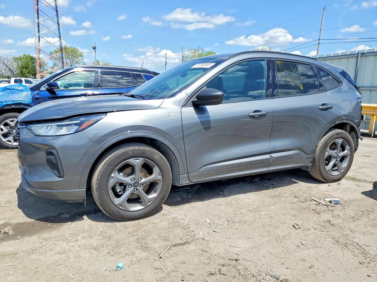 2024 Ford Escape St Line