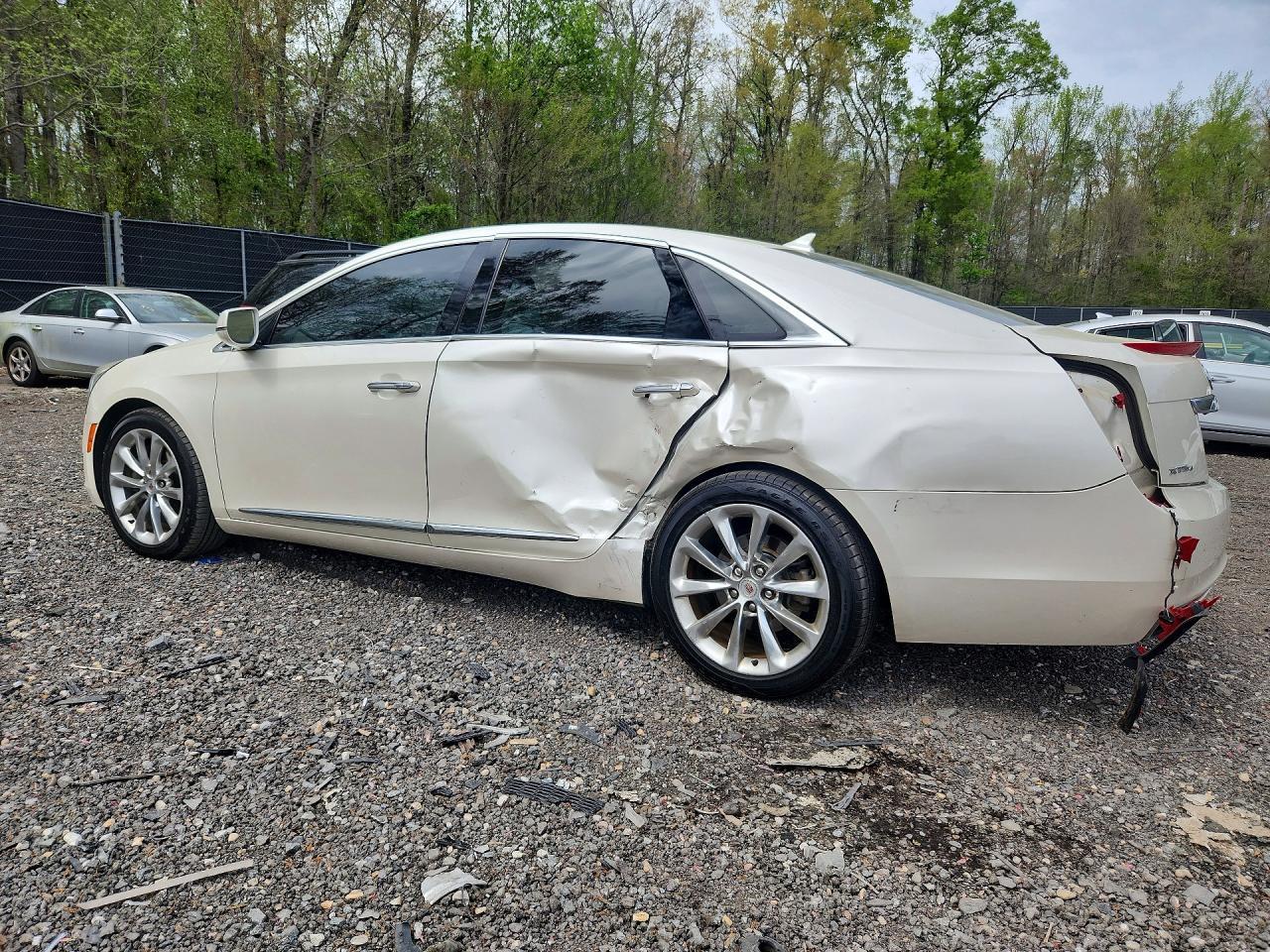 2013 Cadillac Xts Premium Collection - Image 2