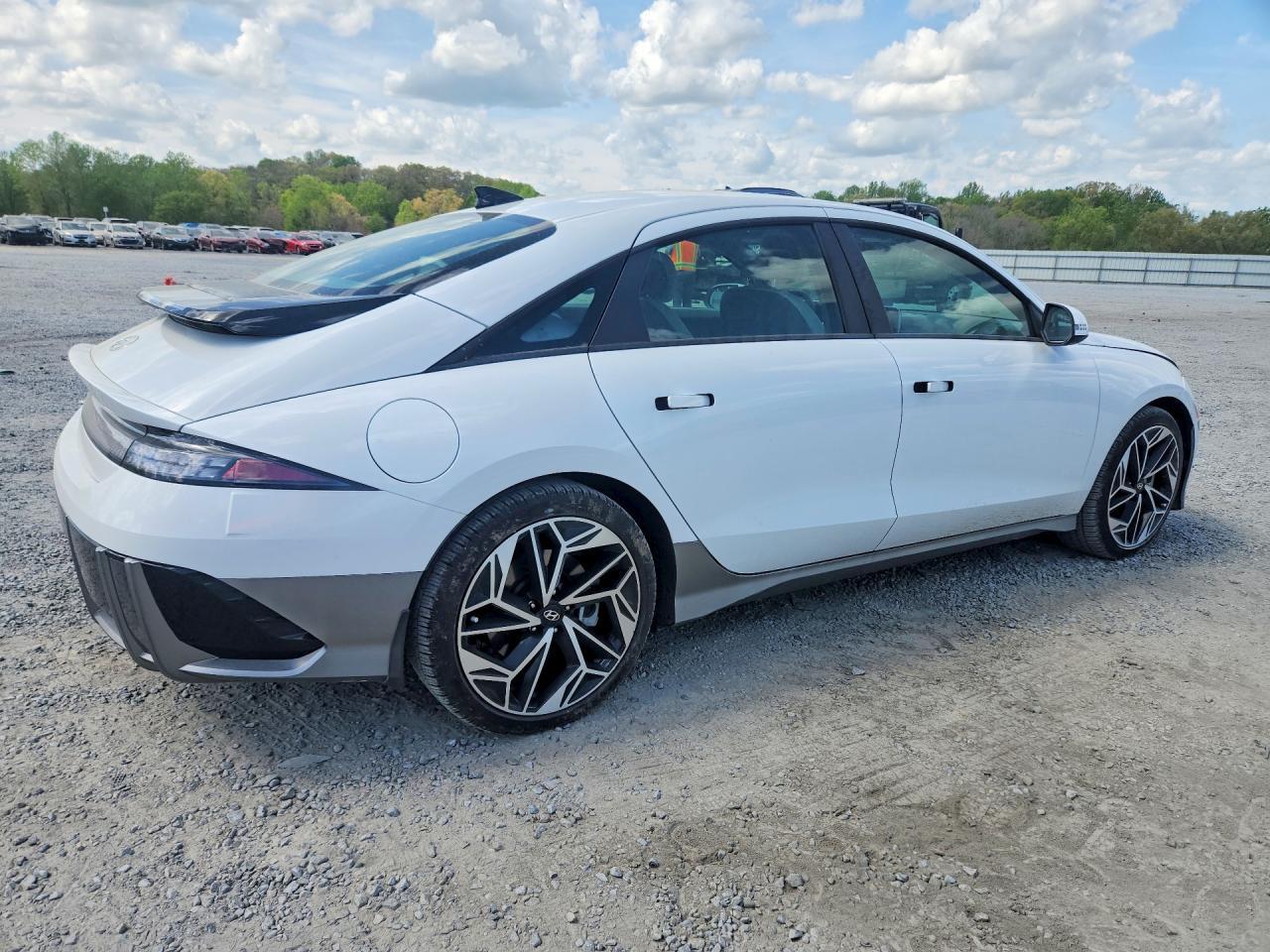 2025 Hyundai Ioniq 6 Sel - Фото 3