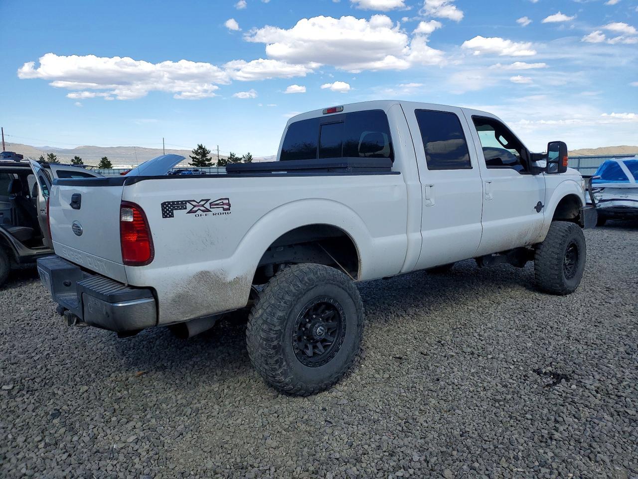2011 Ford F250 Super Duty - Image 3