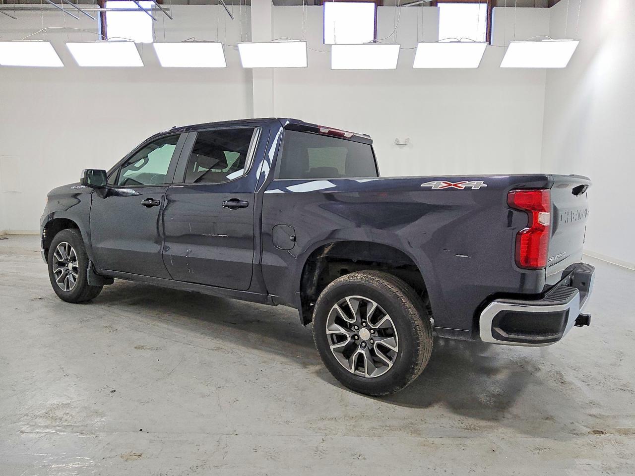 2022 Chevrolet Silverado K1500 Lt-L - Фото 2