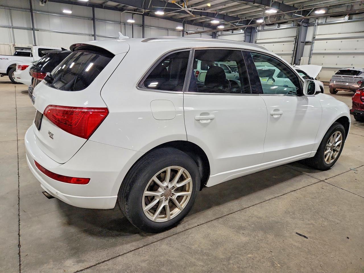 2012 Audi Q5 Premium Plus - Image 3