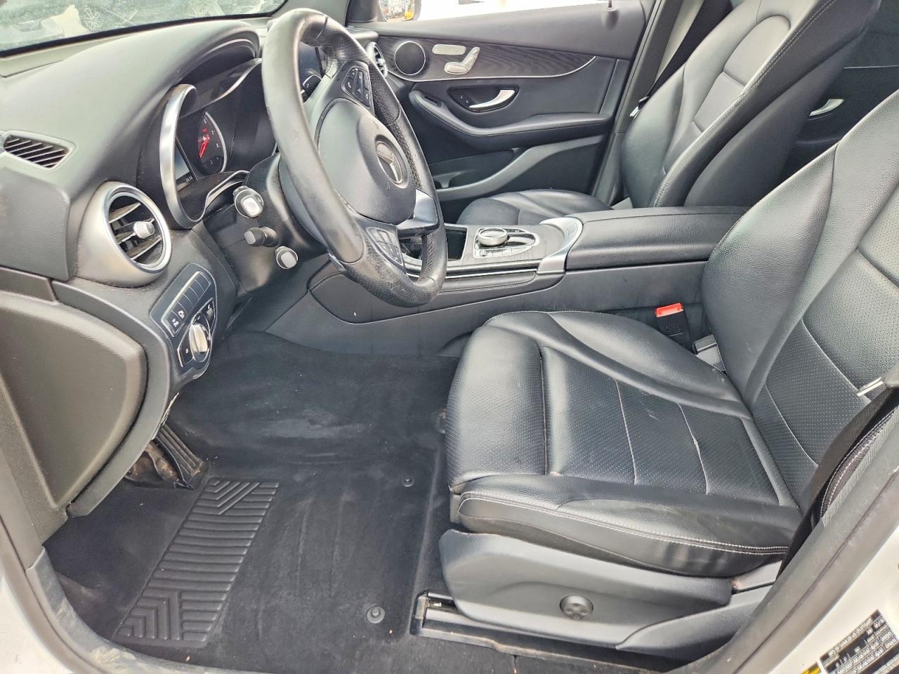2018 Mercedes-Benz Glc 300 - Image 7