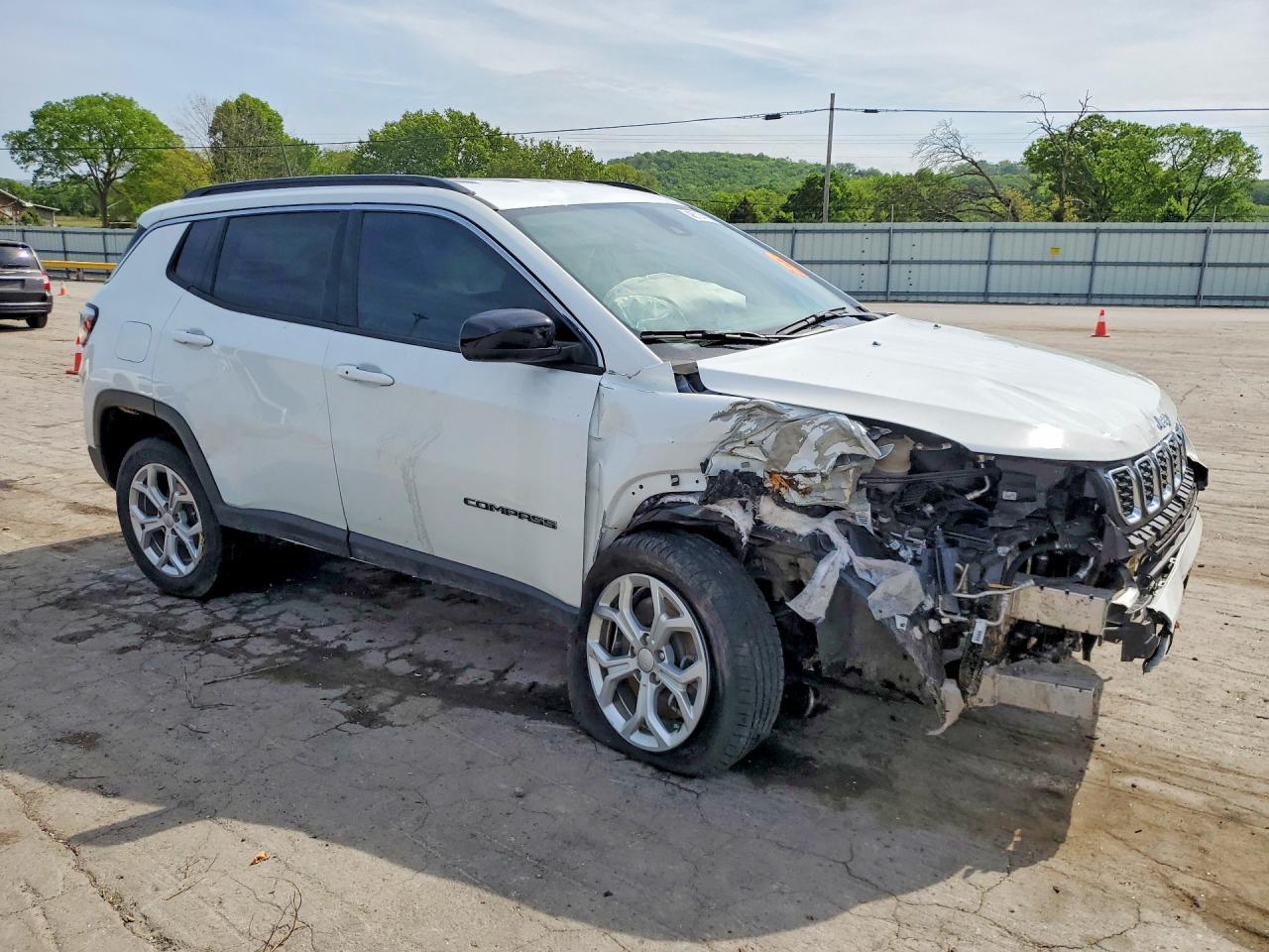 2024 Jeep Compass Latitude - Фото 4