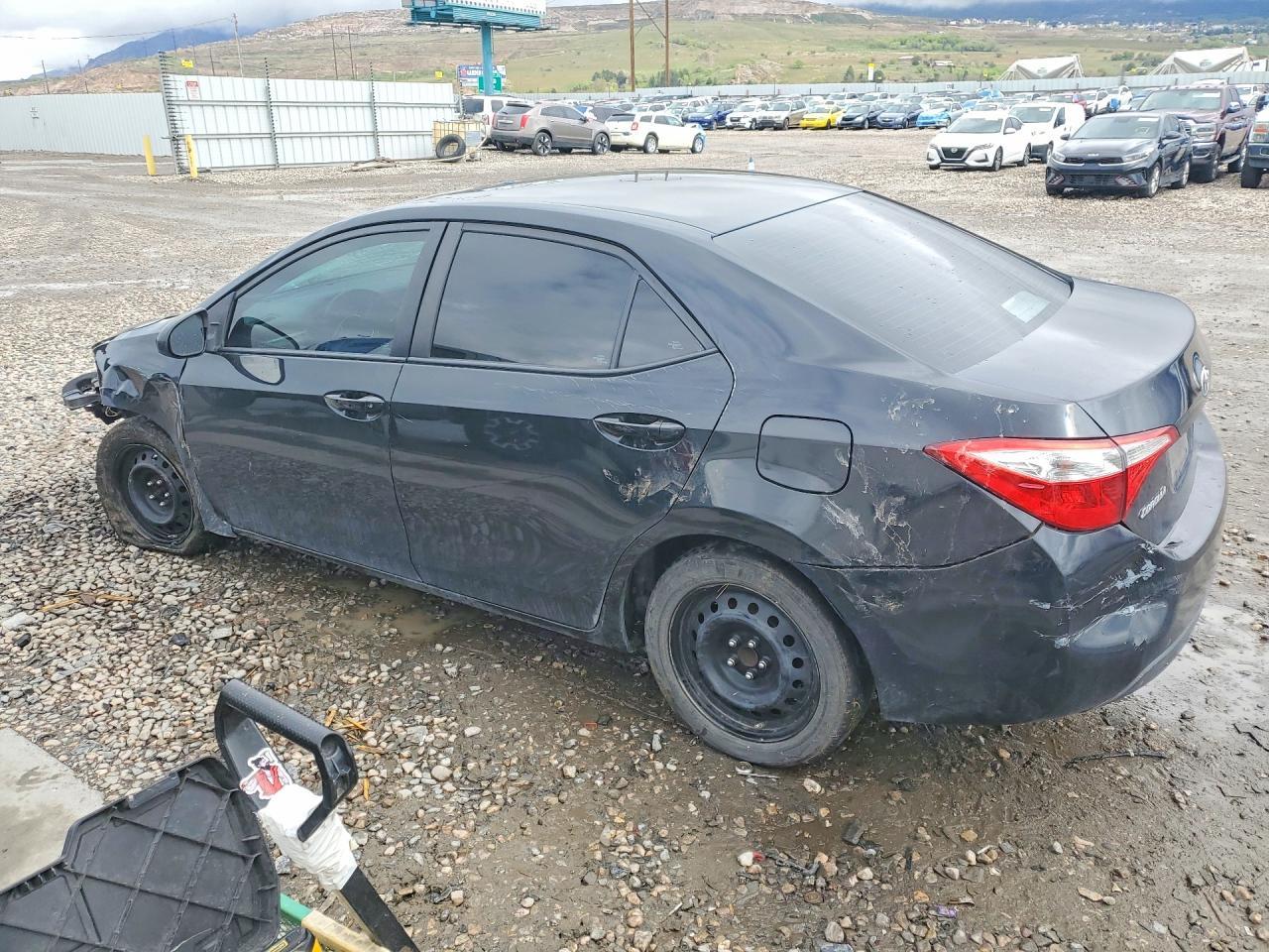 2016 Toyota Corolla Le - Фото 2