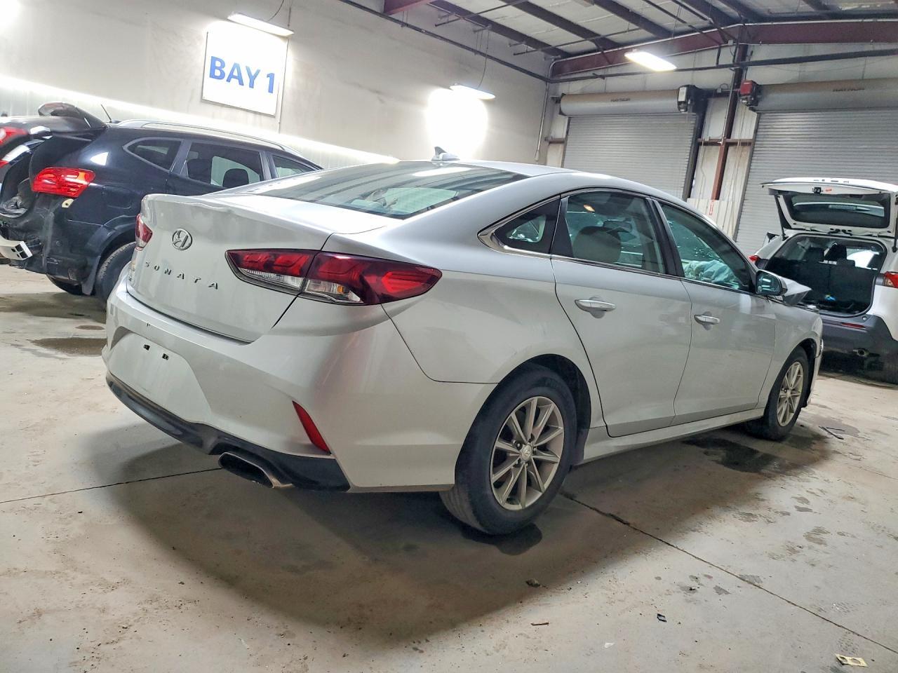 2019 Hyundai Sonata Se - Фото 3