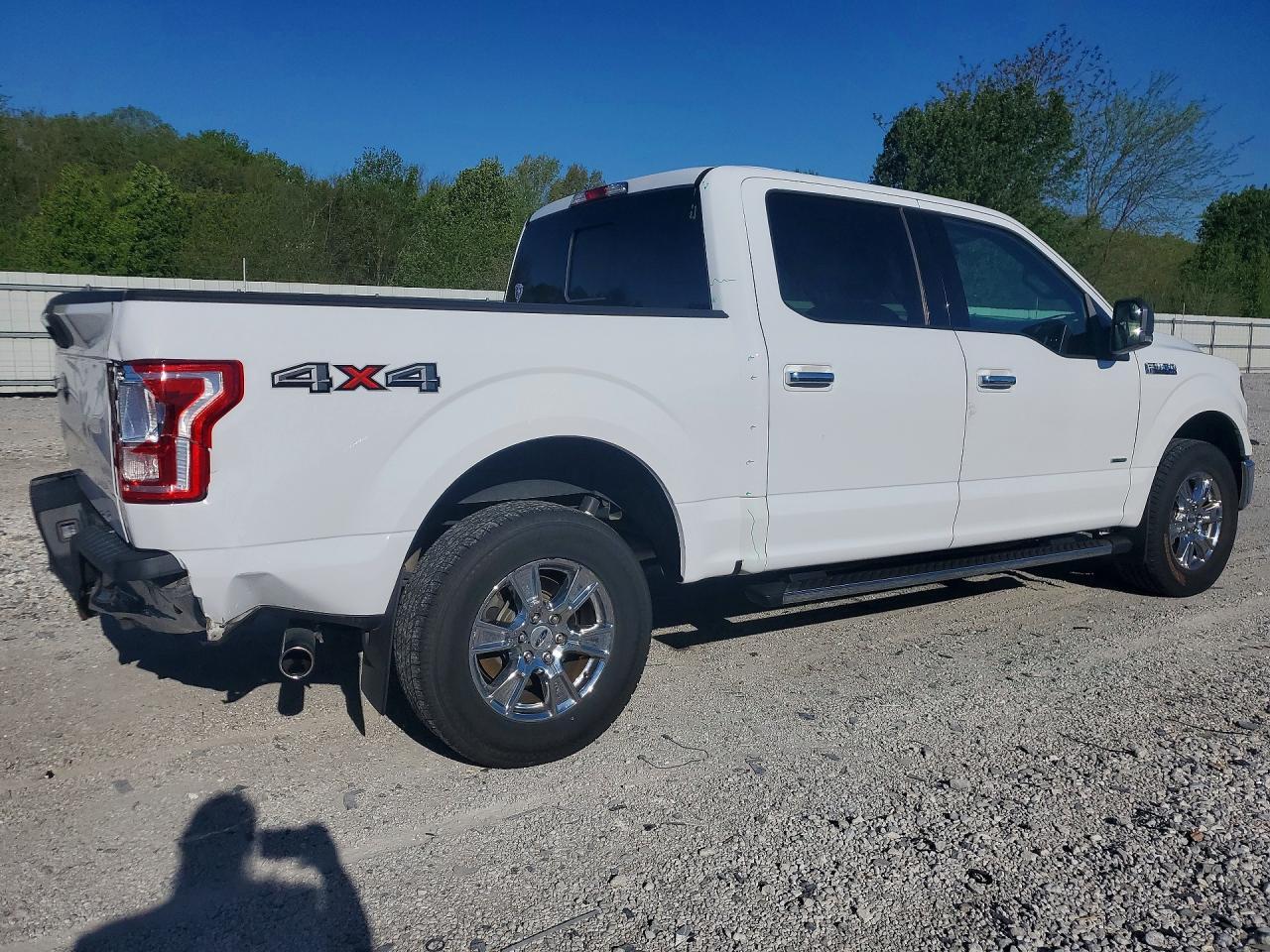 2017 Ford F150 Supercrew - Фото 3