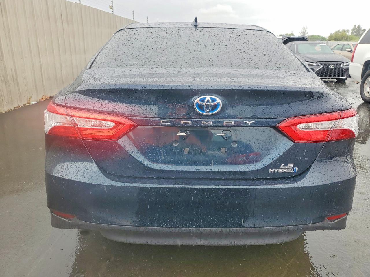 2019 Toyota Camry Hybrid Le - Фото 6