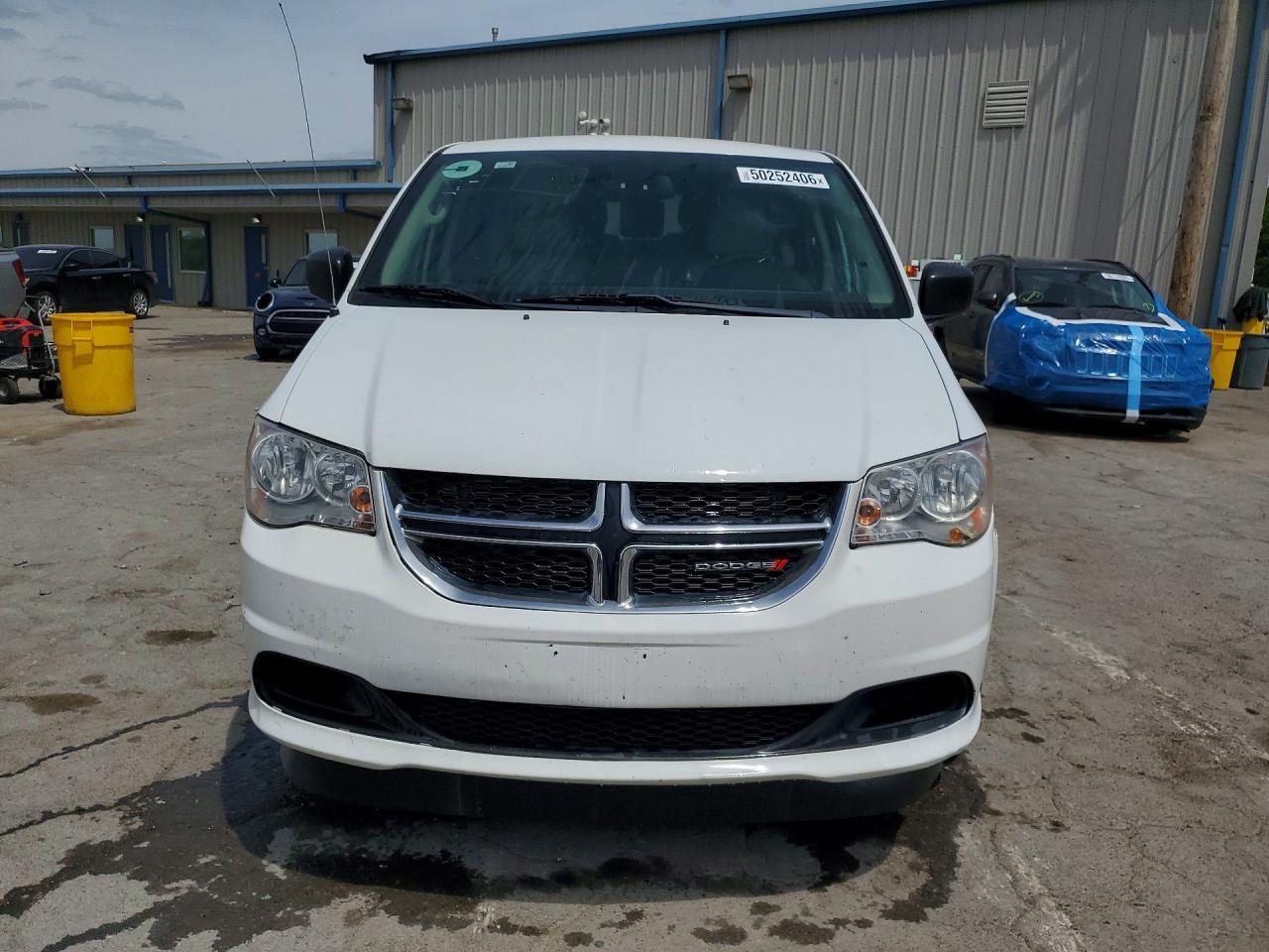 2018 Dodge Grand Caravan Se - Image 5