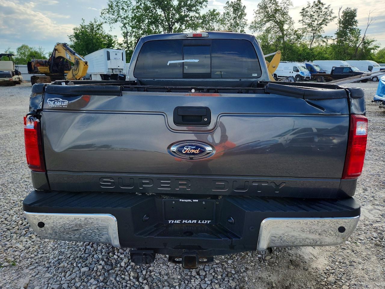 2015 Ford F250 Super Duty - Image 6