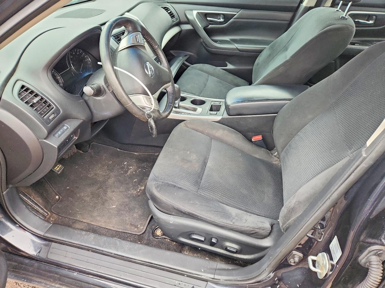 2015 Nissan Altima 2.5 Sv - Image 7