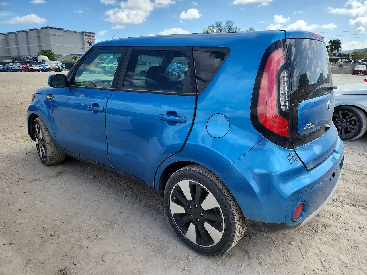 2017 Kia Soul + - Фото 2