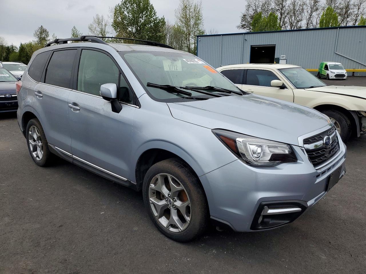 2017 Subaru Forester 2.5I Touring - Фото 4