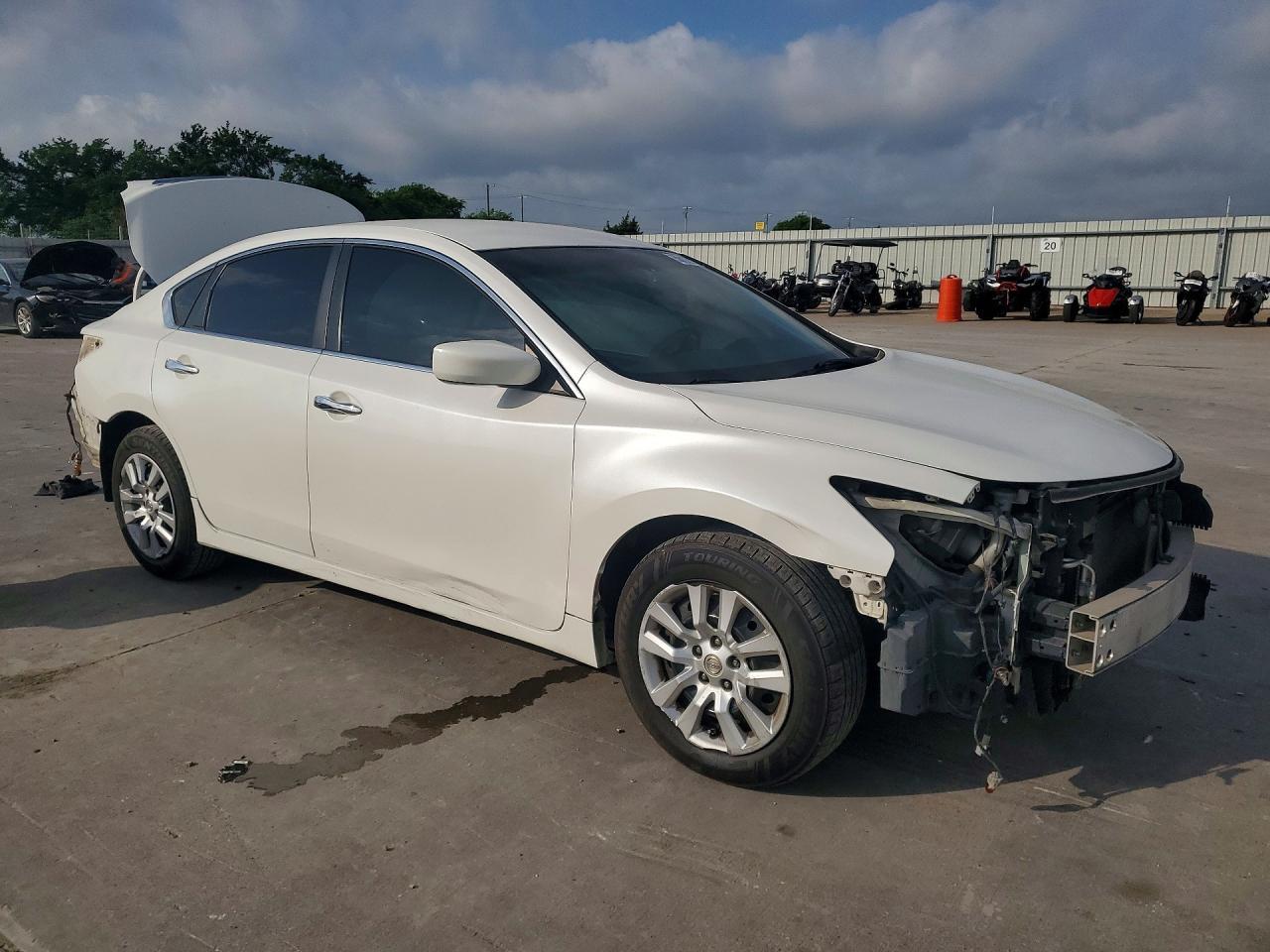 2013 Nissan Altima 2.5 - Image 4