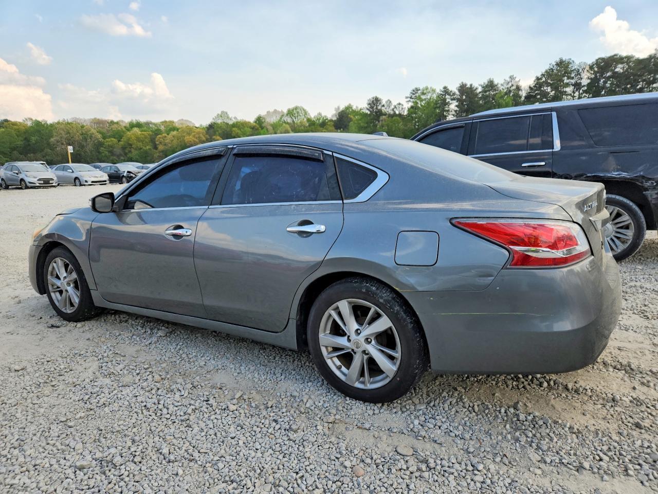 2014 Nissan Altima 2.5 Sv - Image 2