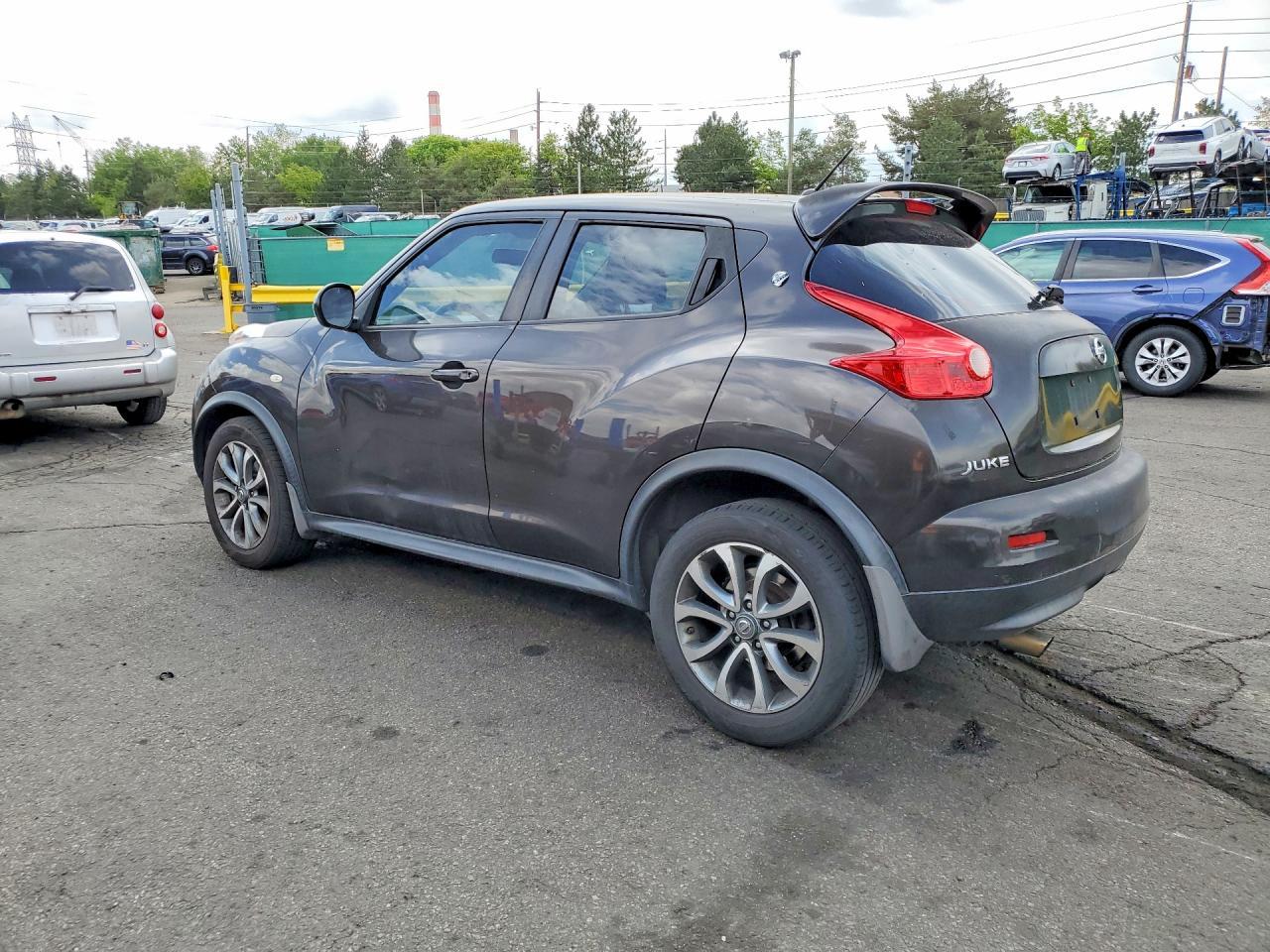 2013 Nissan Juke S - Фото 2
