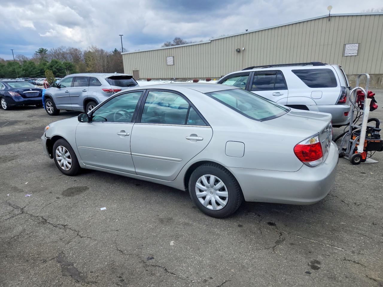 2006 Toyota Camry Standard - Фото 2