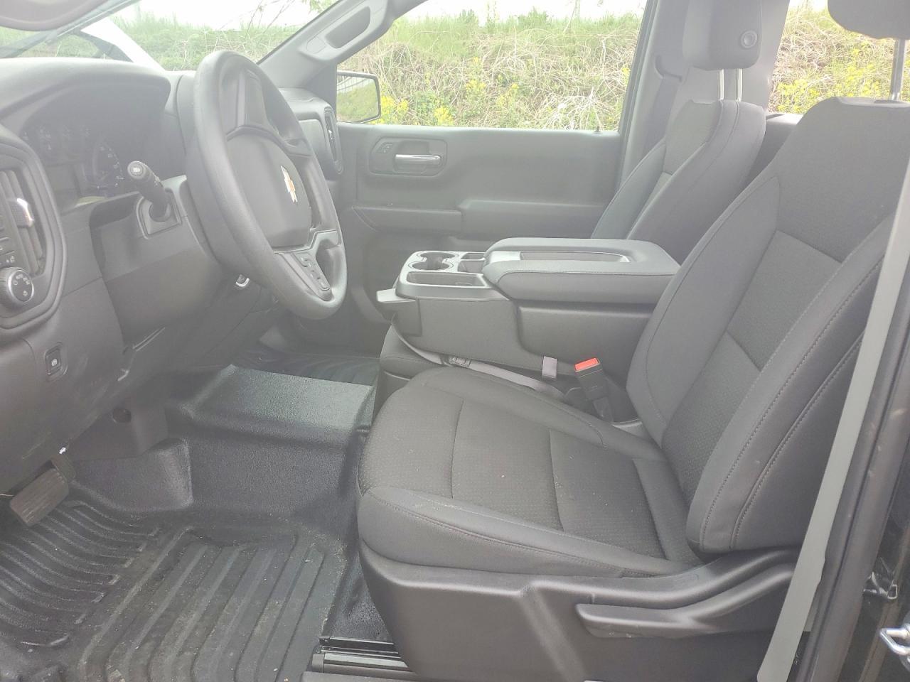 2026 Chevrolet Silverado K1500 - Image 7