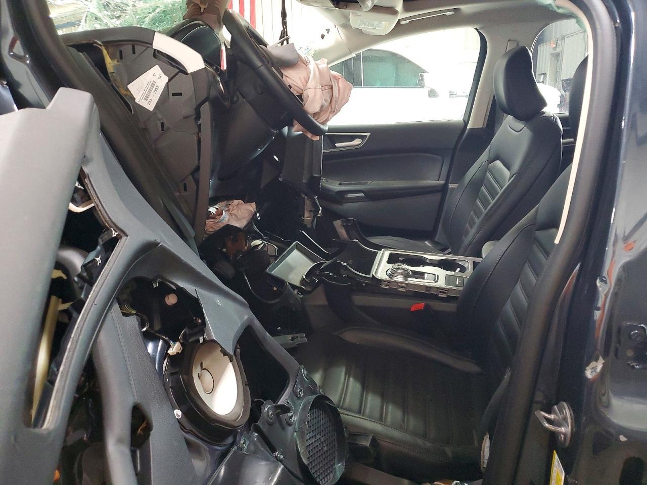 2024 Ford Edge Sel - Image 7