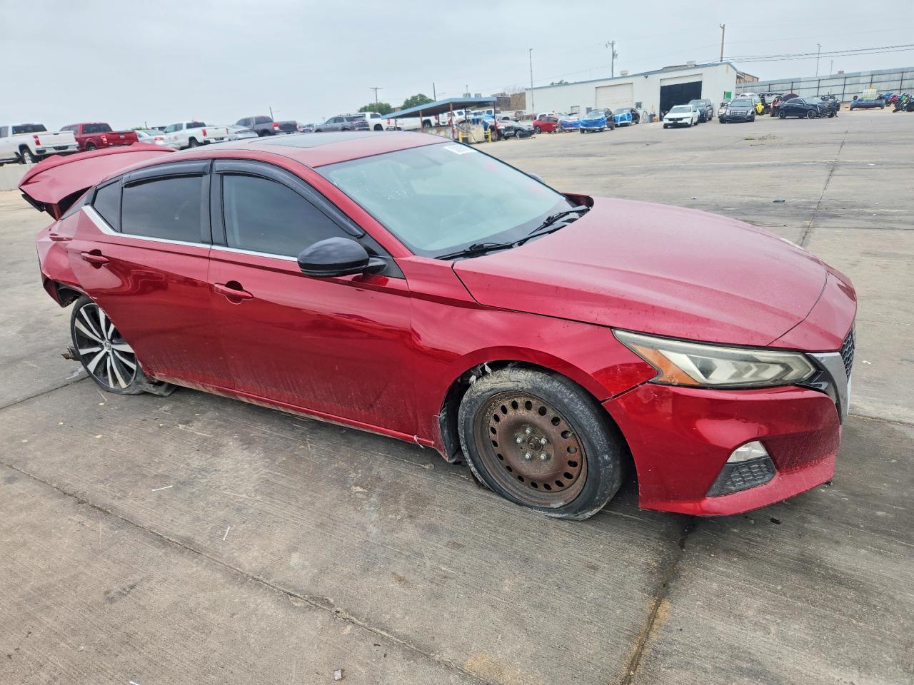 2019 Nissan Altima Sr - Фото 4