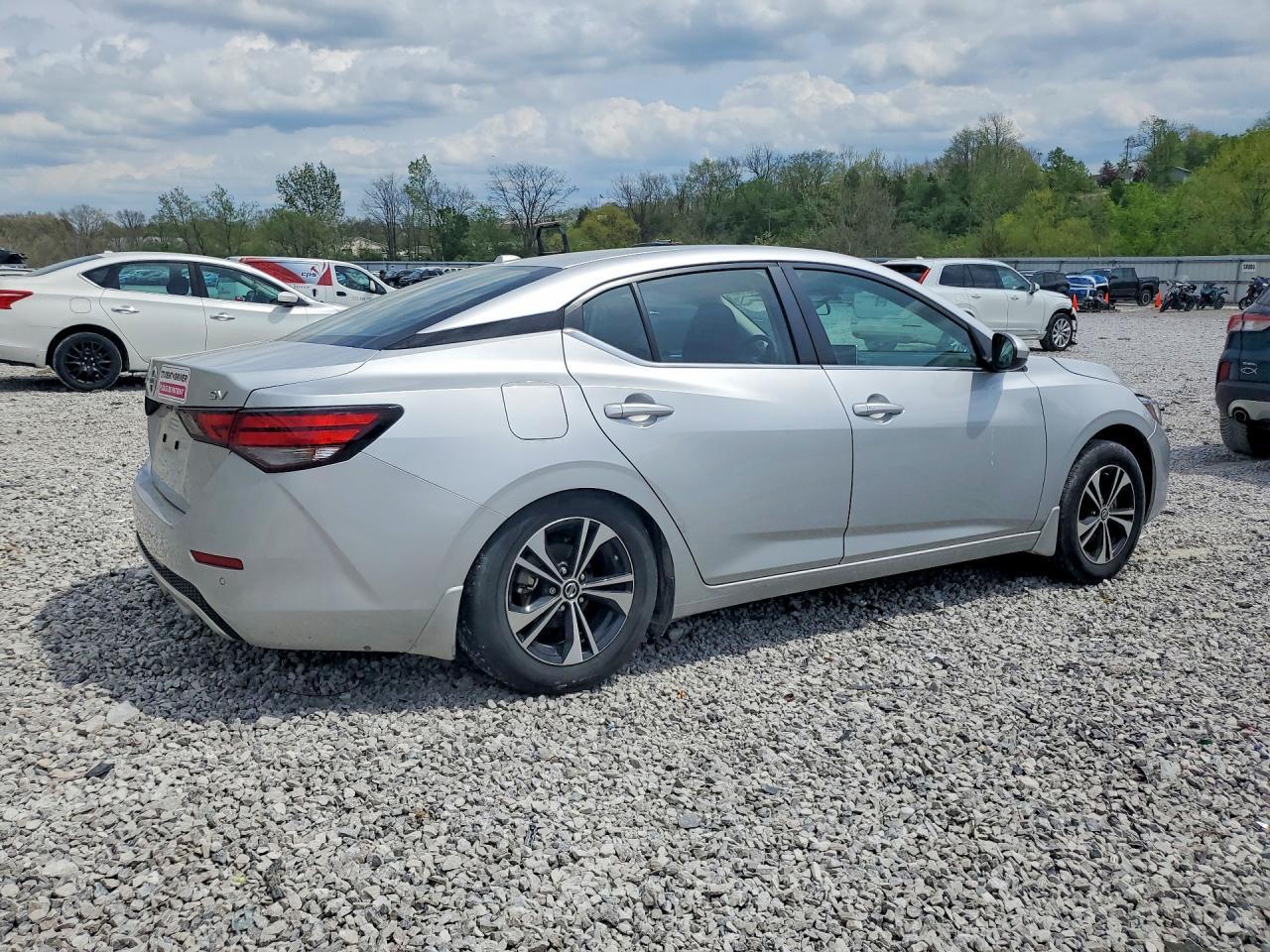 2022 Nissan Sentra Sv - Image 3