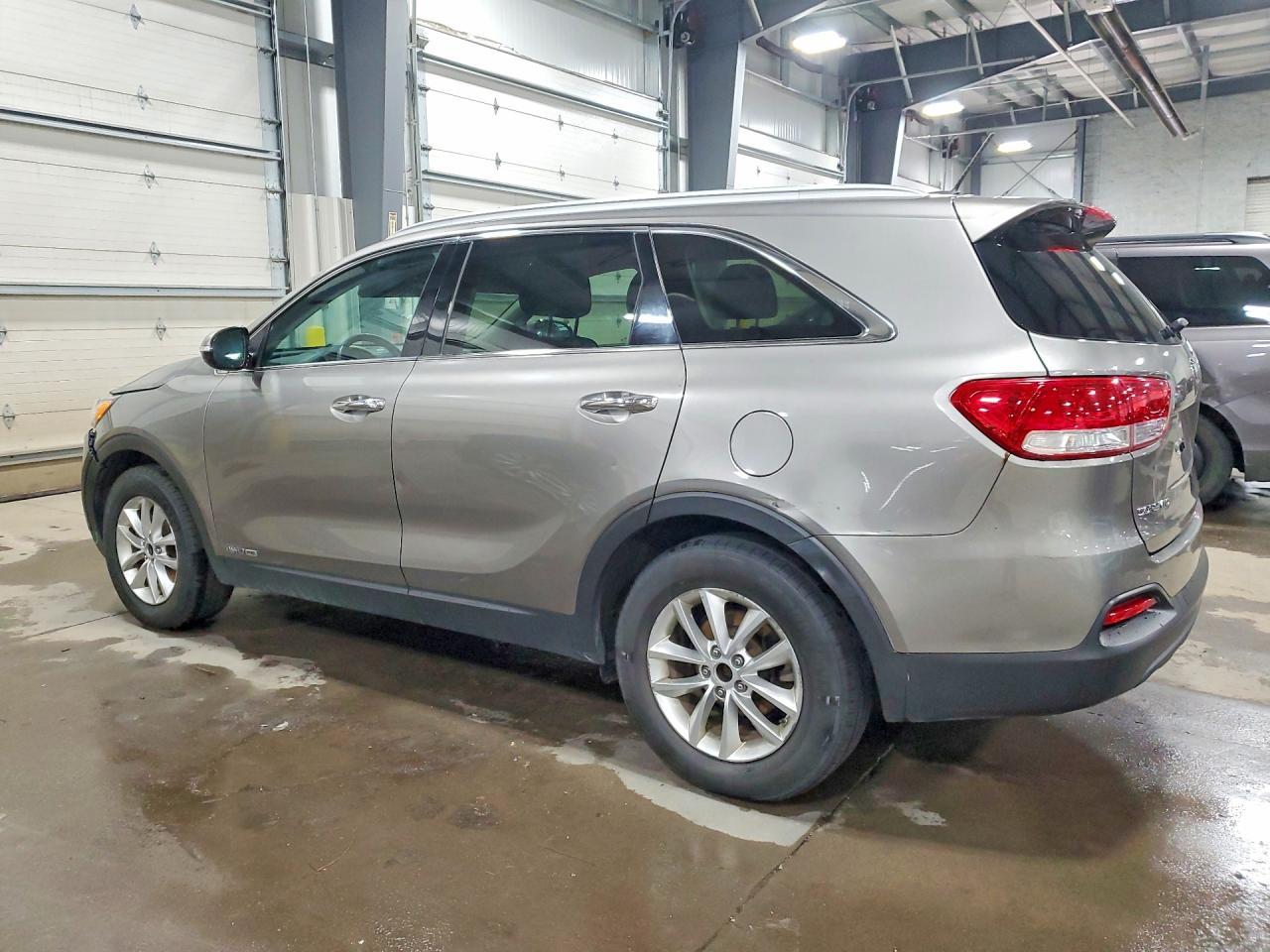 2017 Kia Sorento Lx V6 - Фото 2