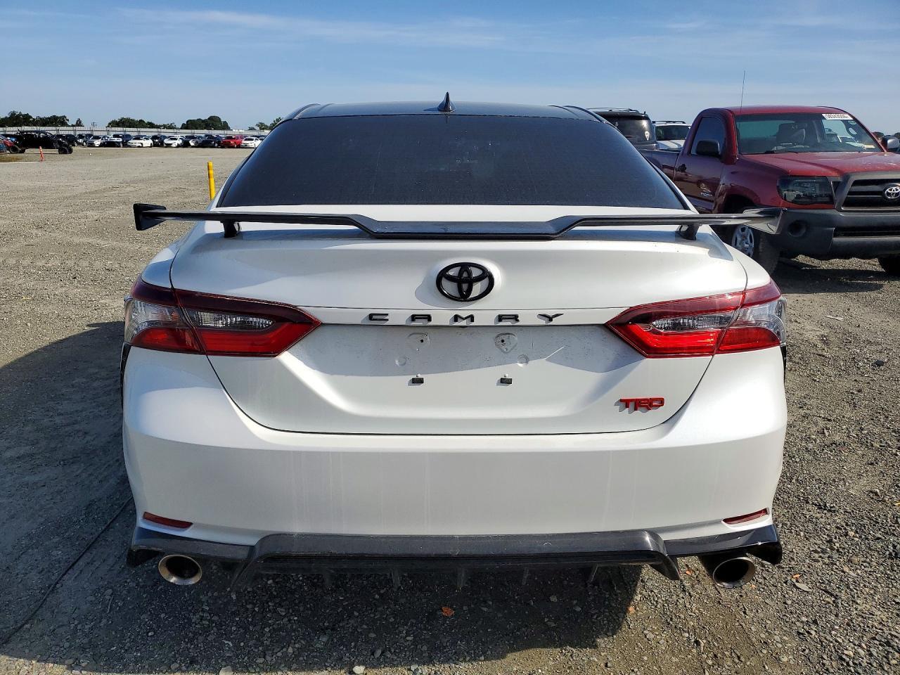 2024 Toyota Camry Trd - Фото 6