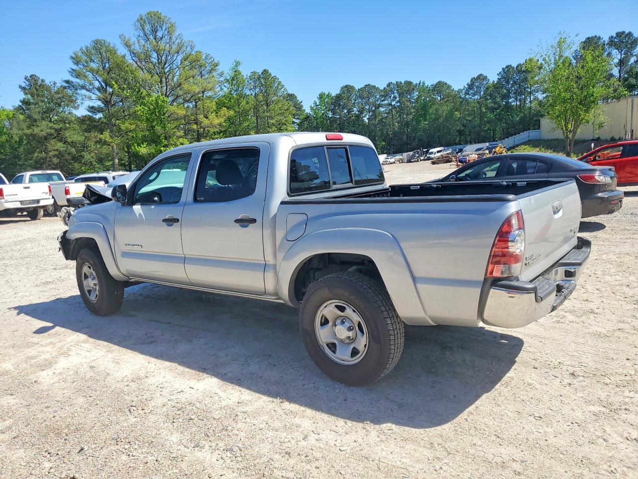 2013 Toyota Tacoma Double Cab - Image 2